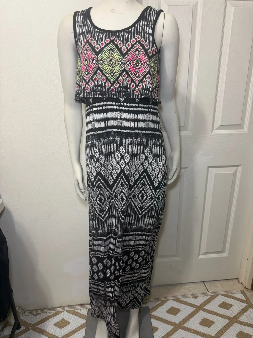 Justice Black/White Geometric Scoop Neck Layered Stretch Maxi Dress Teens 18